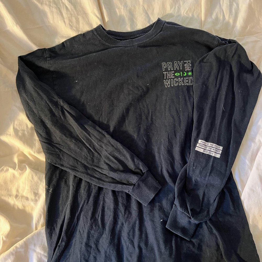 pray for the wicked tour shirt